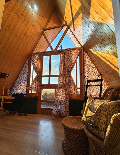 Others 4, Eva Cabins, Chamba