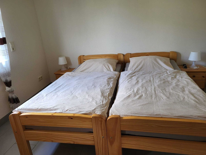 Room 3, Relaxing Holiday Home in Willersdorf in the Forest, Waldeck-Frankenberg