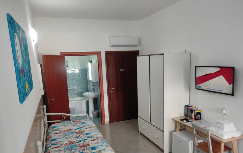 Bedroom 2, Coccinella, Latina