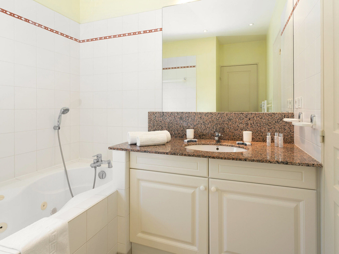 Bathroom 4, Villa With a Private Pool by Atlantic Ocean, Landes