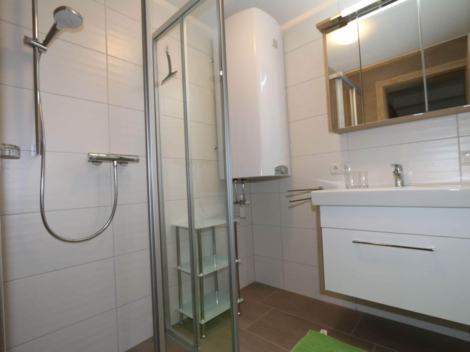 Bathroom 5, Apartment in Bramberg am Wildkogel With Parking Space, Zell am See