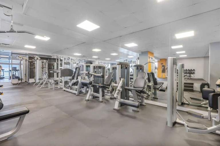 Room 4, Highrise Charm, Miami-Dade