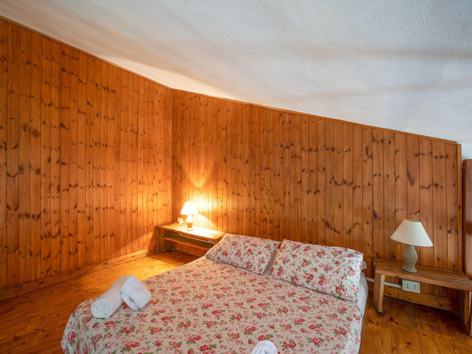 Bedroom 5, Appealing Apartment in Collesalvetti With Garden, Livorno