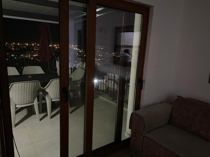 Others 5, Apartmani Knezevic