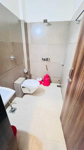 Bathroom 5, Hotel  Ashoka Palace, Ujjain