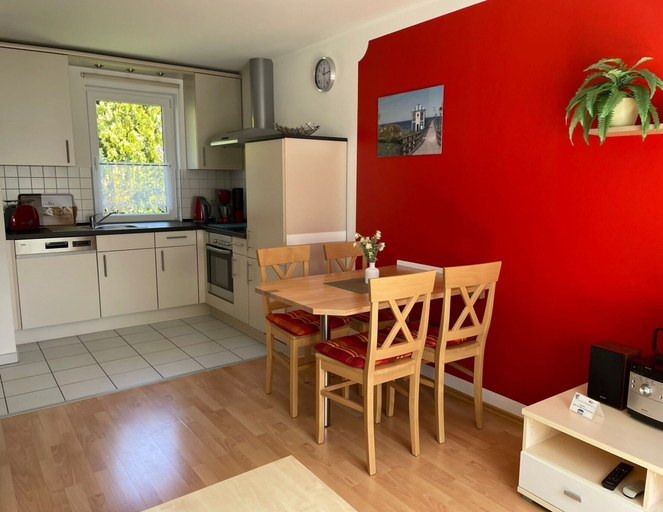 Dining 4, Gemuetliche Doppelhaushalfte in Lubmin, Vorpommern-Greifswald