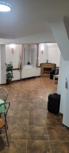 Others 5, Pensiunea Casa Ady, Bran