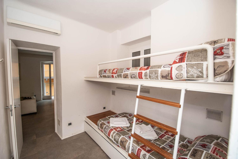 Food & Drinks 4, Luxury Apartments Manarola by Arbaspaa, La Spezia