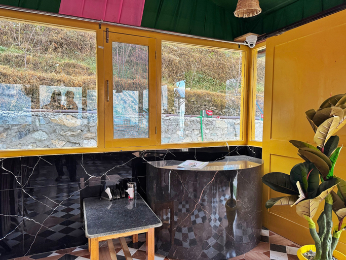 The Blissful A Frame Abode, Kullu