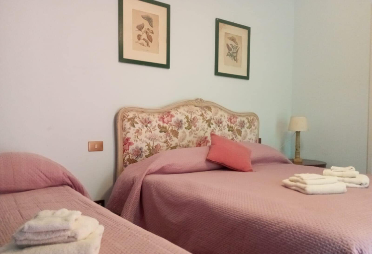 Bedroom 3, Agriturismo Cerrolungo, La Spezia