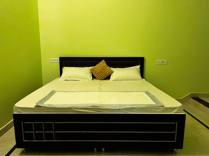Bedroom 2, Ayodhya Abode, Faizabad