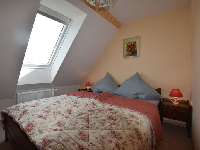 Others 5, Magnificent Apartment in Garz With Garden, Vorpommern-Rügen