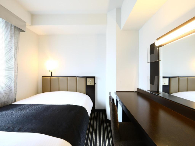 Bedroom 9