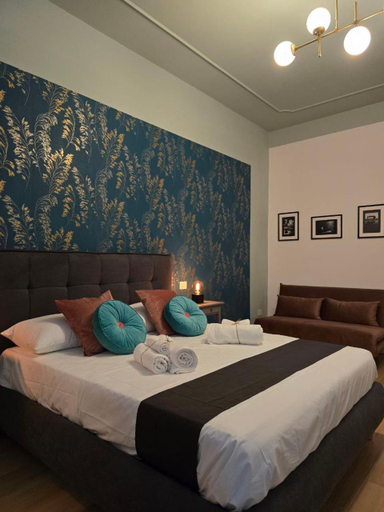 Bedroom 2, Casa LoRe, Napoli