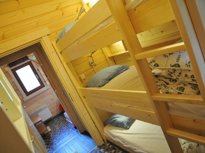 Room 3, Modern, Wooden Chalet With Wood Burning Stove, in the Forest, Namur