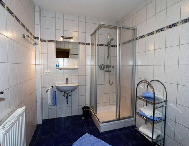 Bathroom 5, Apartment in Bichlbach at the Lake, Reutte