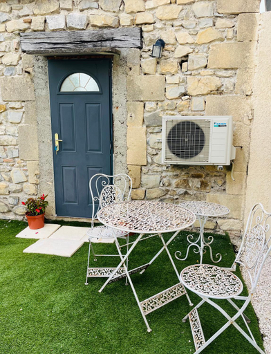 Others 4, Chambre de Cottage, Gard