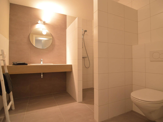 Bathroom 2, Country House in a Hotel Atmosphere With Sauna in Swolgen, Meerlo-Wanssum