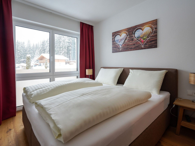 Room 3, Kitzbuheler Alpenlodge Top A6 With Private Panoramic Sauna, Zell am See