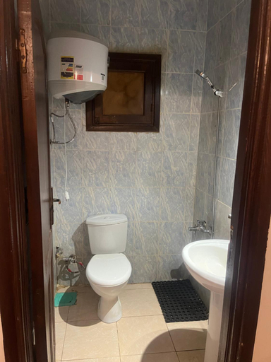 Bathroom 2, Malaz motel, Sant Katrin
