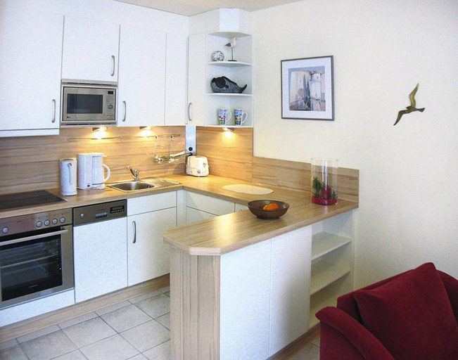 Private kitchen 4, Apartment in Cuxhaven With Community Pool, Cuxhaven