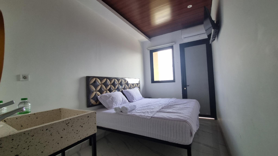 Bedroom 6