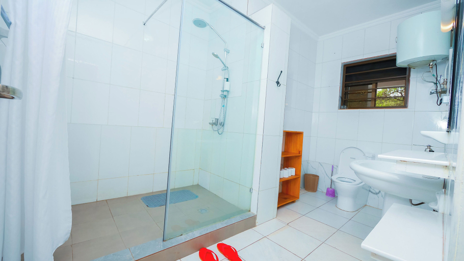 Bathroom 5, Nature Kigali, Gasabo