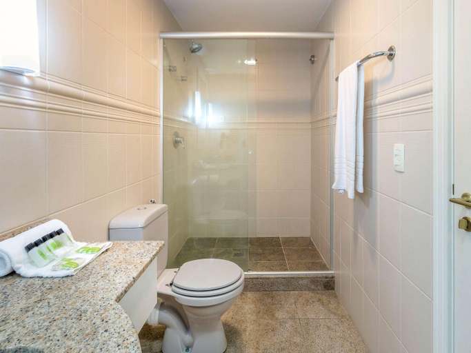 Bathroom 5, Manhattan Porto Alegre by Mercure, Porto Alegre
