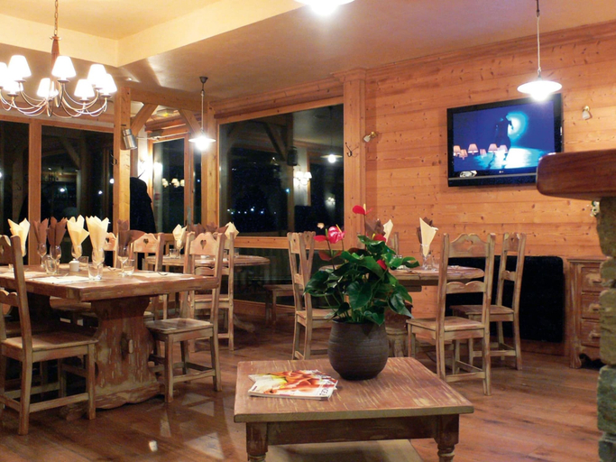 Dining 4, Studio in Brides les Bains 600m From Skilift, Savoie