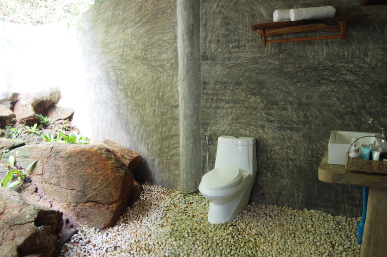 Bathroom 3, Forest Falls Garden Maerim Chiangmai, Mae Rim