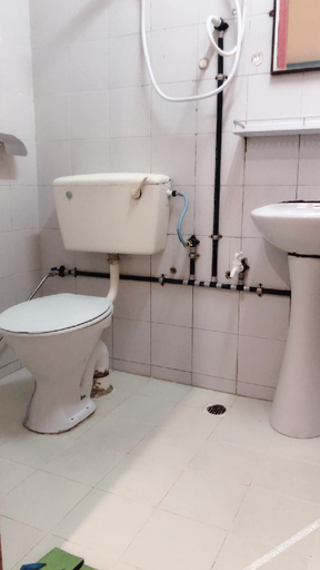Bathroom, Mandarin Inn, Mukah