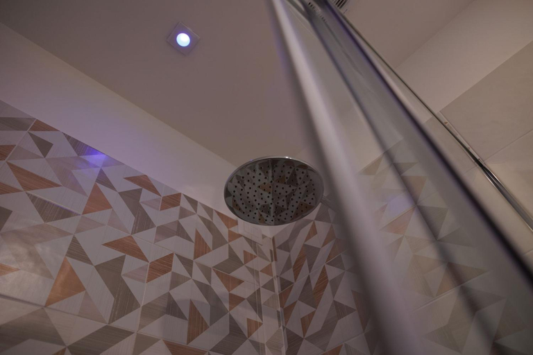 Bathroom 3, Maria Maruzzella B&B Luxury Suites, Napoli