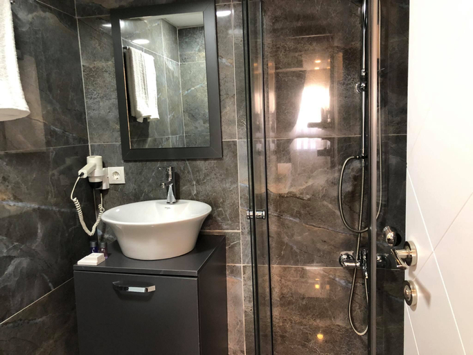 Bathroom 5, Ege Pearl Hotel, Karşıyaka