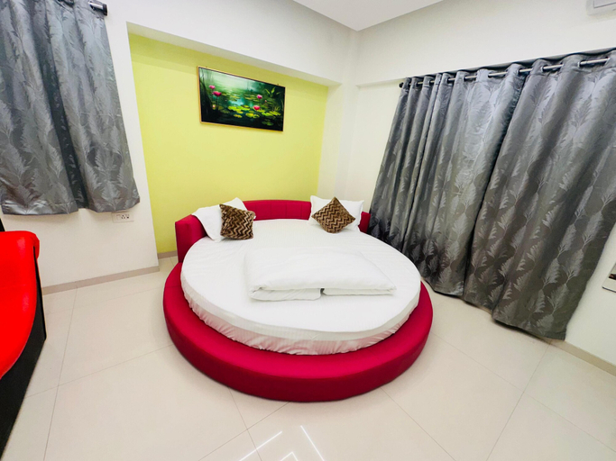 Bathroom 5, Hotel Yellow House, Pune