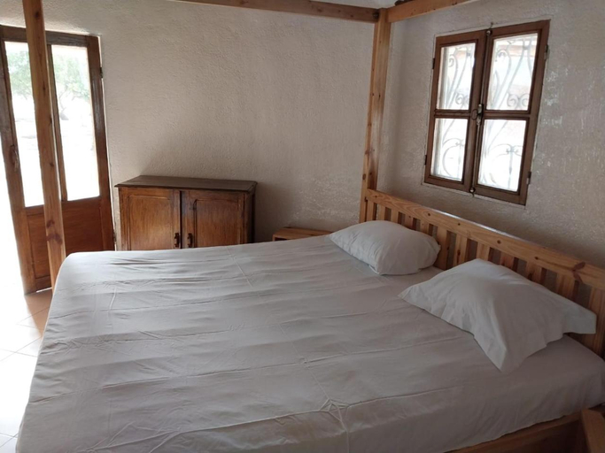 Bedroom 2, Hotel Arc En Ciel Mboro, Tivaouane