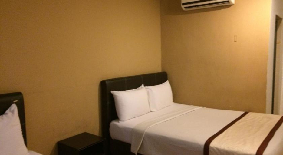 Bedroom 27