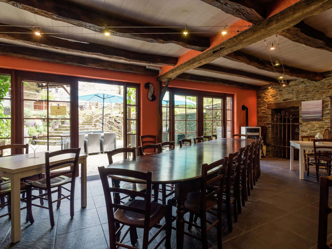 Food & Drinks 4, Tranquil Apartment in Sensenruth with Barbecue, Luxembourg