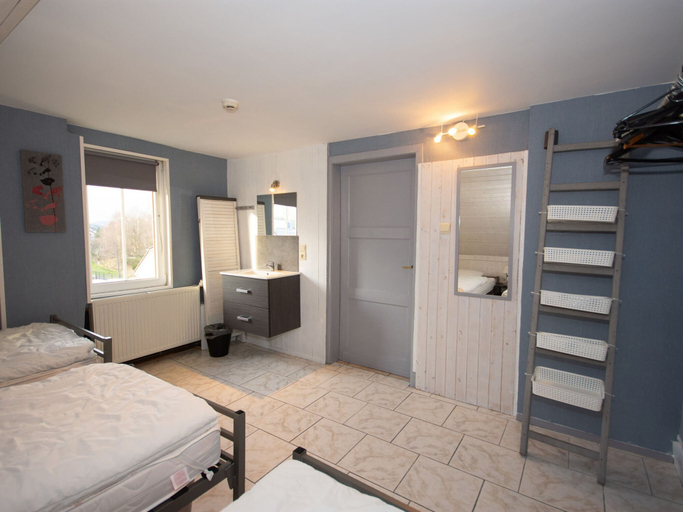 Room 2, Spacious Mansion in Waimes With Sauna, Liège