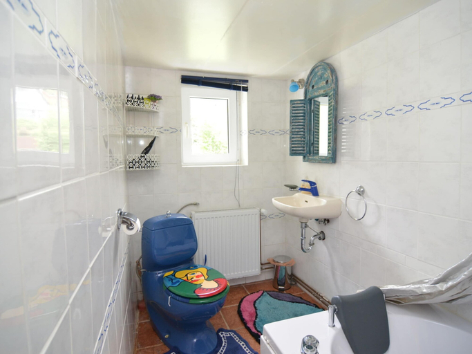 Bathroom 4, Cosy Holiday Home in the Harz Region, Osterode am Harz
