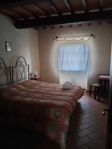 Others 1, Nice apartment with pool and beautiful garden, Perugia