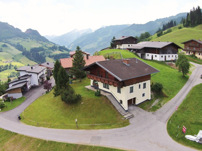 Exterior 3, Private Chalet in Grossarl With Sauna and Beautiful View, Sankt Johann im Pongau
