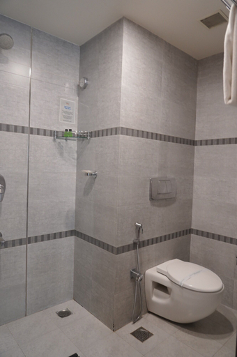 Bathroom 3, Hotel Devaragam, Thrissur