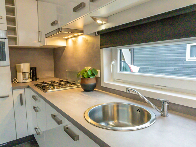 Others 5, Dreamy Chalet With a Covered Terrace, Close to Nature, Wierden