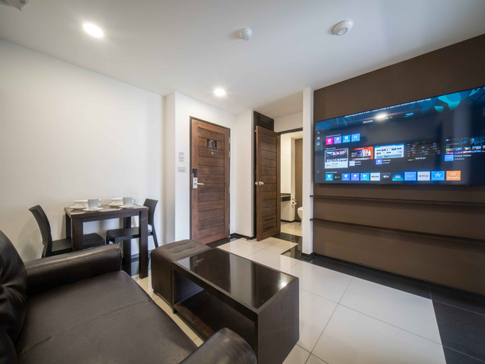 Samutprakarn Hotel Room Type - Deluxe Suite Twin