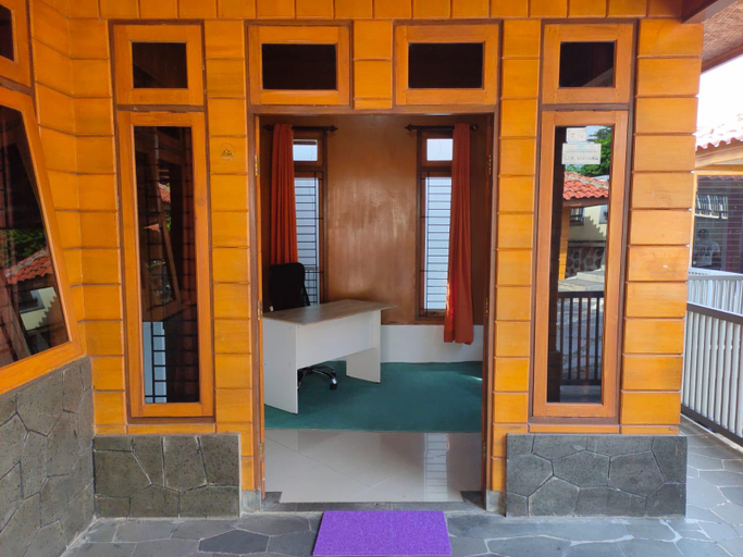 Rumah Kayu Syariah, Kuningan