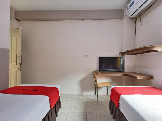 Bedroom 14