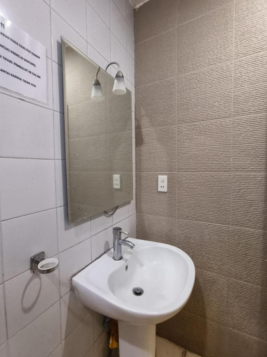 Bathroom 12