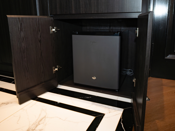 Amenities 8