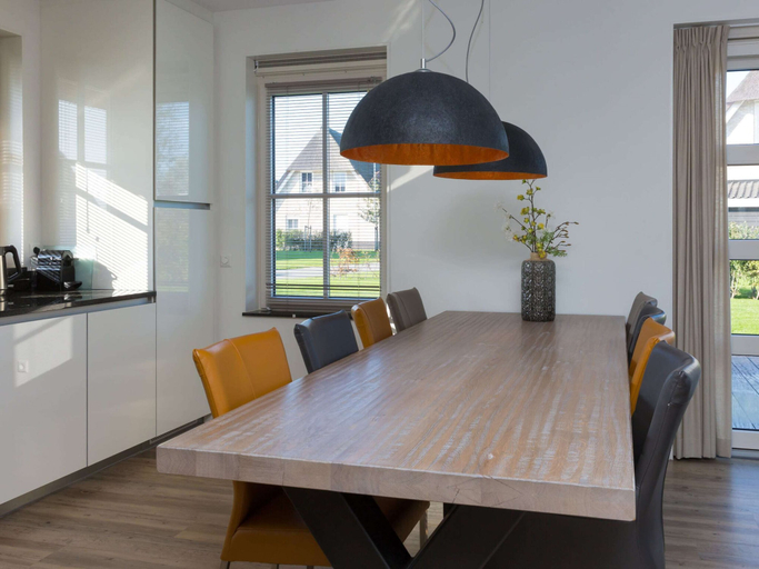 Private kitchen 5, Luxury Villa With Sauna and Jacuzzi at the Lake, Lemsterland