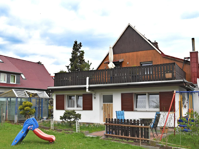 Garden 5, Peaceful Apartment in Lichtenhain With Private Terrace, Sächsische Schweiz-Osterzgebirge